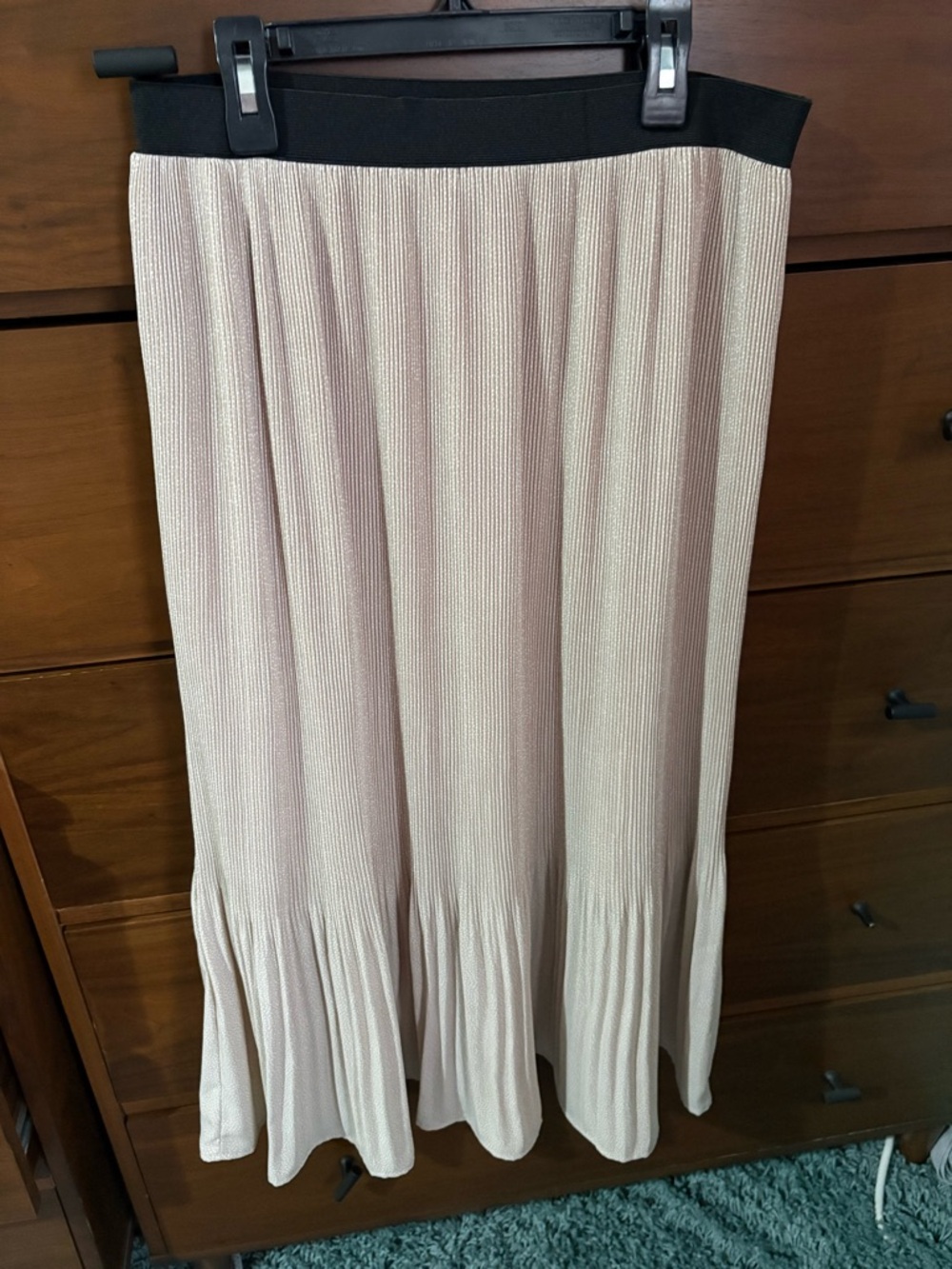 Adrianna Papell Cream Pleated Midi Skirt with Black Waistband